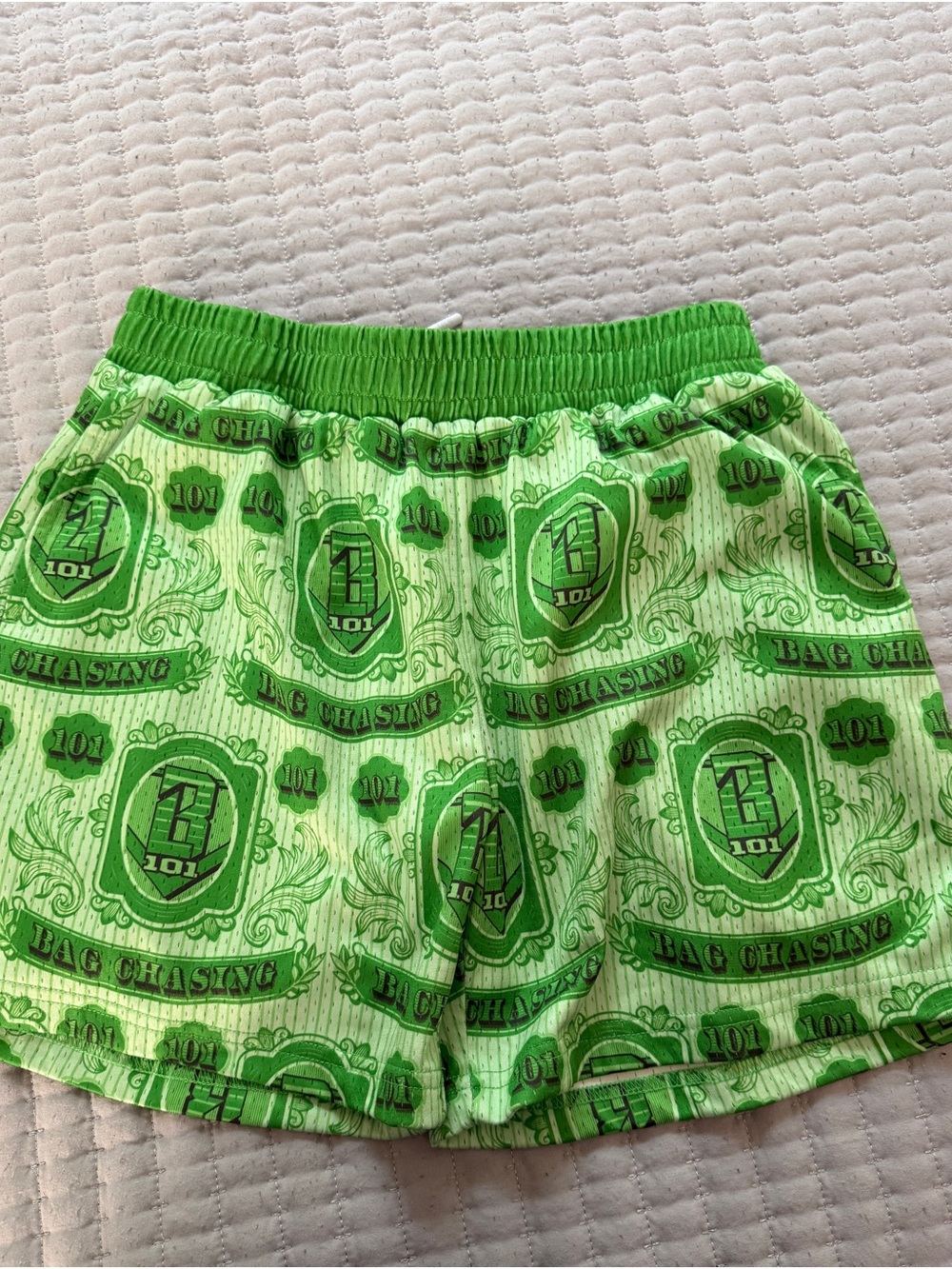 Baseball Lifestyle Green 'Bag Chasing' Print Elastic-Waist Shorts